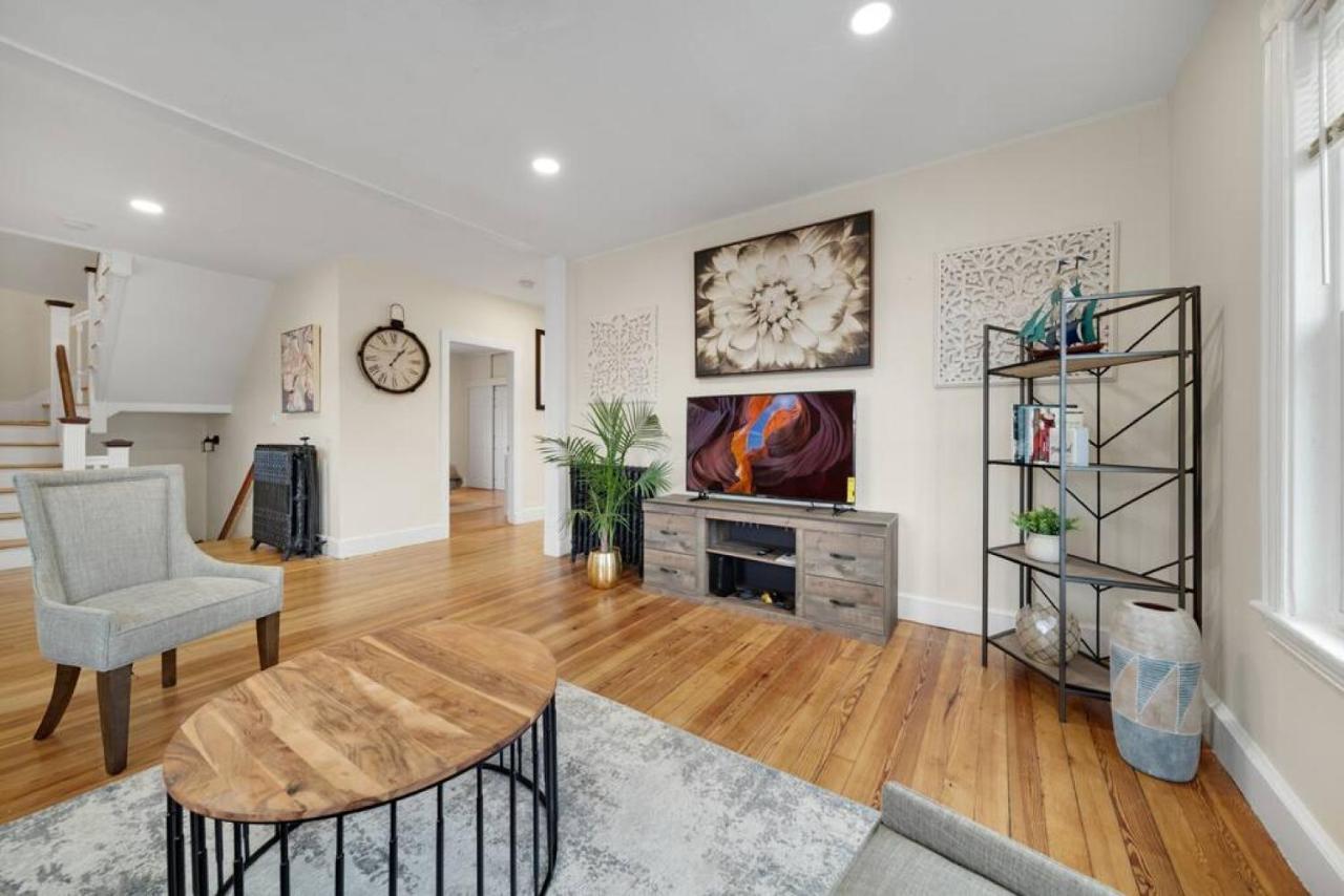 5Br 2Bh Bright & Spacious Apt In Brighton Boston Luaran gambar