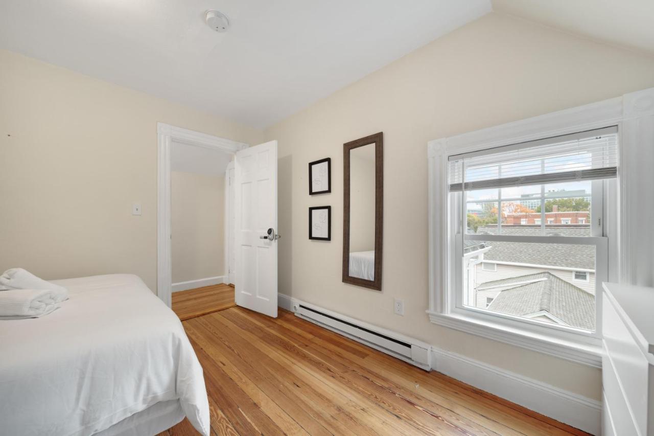 5Br 2Bh Bright & Spacious Apt In Brighton Boston Luaran gambar
